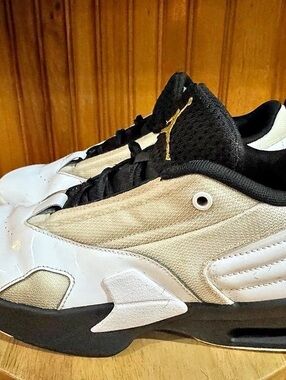 Jordan Jumpman Pro Youth Sneakers White & Black US 6.5Y